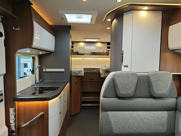 Fahrzeugbild Carthago C1-tourer T 143 KB LE comfort Mercedes #17