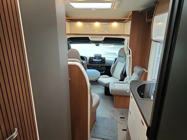 Fahrzeugbild Carthago C1-tourer T 143 KB LE comfort Mercedes #18