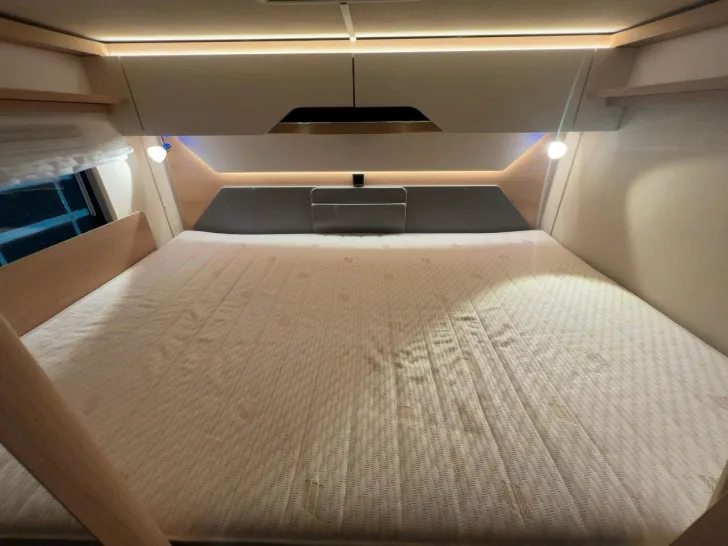 Fahrzeugbild Hymer B 550 MC/1.Hand/Automatik/Einzelbetten/TOP #12
