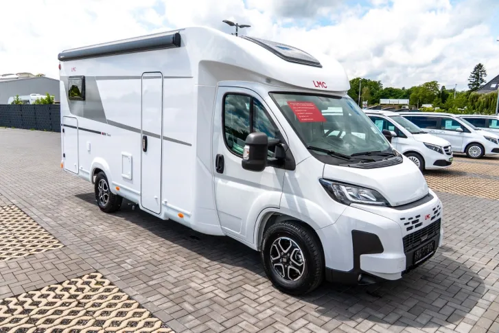 Fahrzeugbild LMC Tracer 690EL *Mj.26*Autom.*Einzelb.*Hubbett*FIAT #1