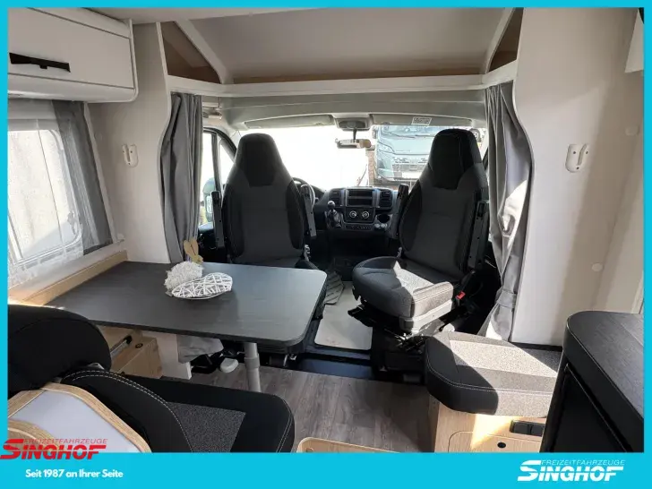 Fahrzeugbild Sunlight T 67S 4 SCHLAFPLÄTZE #13