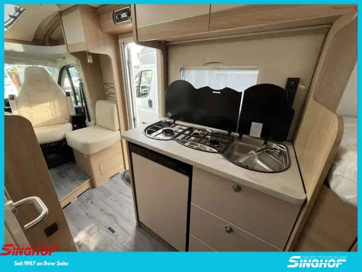 Fahrzeugbild LMC Cruiser 70 V 643 G #9