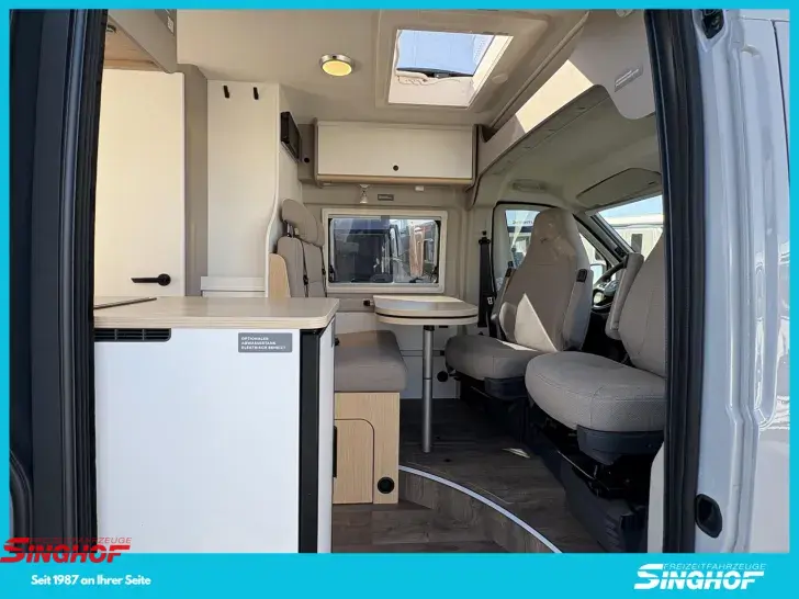 Fahrzeugbild LMC Innovan Pure 600 Grey Singhof Edition #9