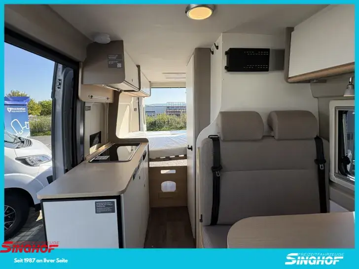 Fahrzeugbild LMC Innovan Pure 600 Grey Singhof Edition #10