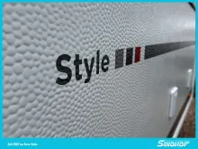 Fahrzeugbild LMC Style 400 F #17