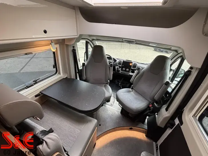 Fahrzeugbild Corigon Camper Van 60 D #9