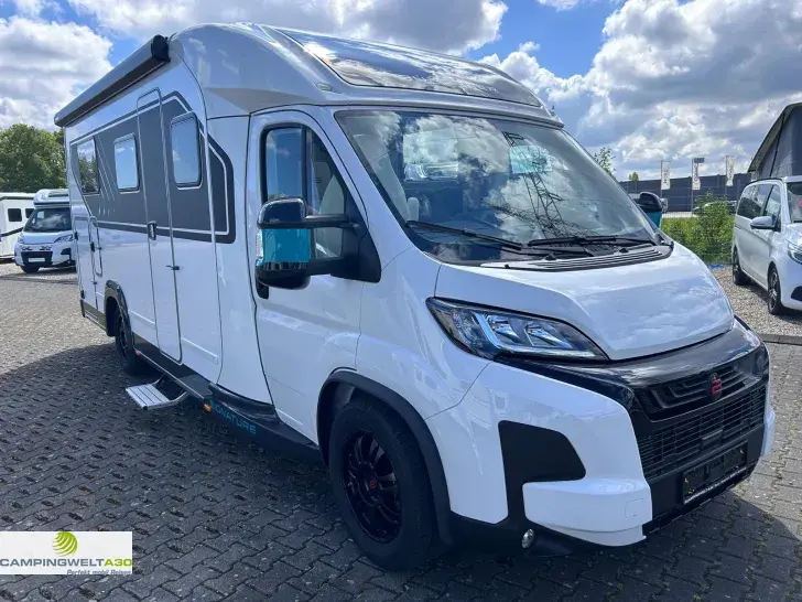 Fahrzeugbild Bürstner Signature SFT 7.4*SAT*LITHIUM*KÜCHENPAKET* #1