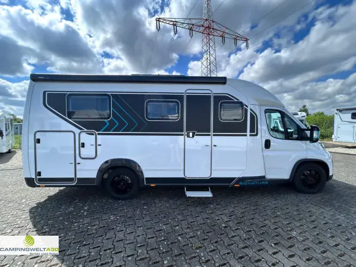 Fahrzeugbild Bürstner Signature SFT 7.4*SAT*LITHIUM*KÜCHENPAKET* #4