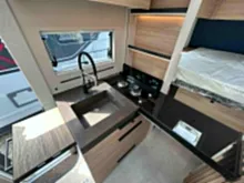 Fahrzeugbild Bürstner Signature SFT 7.4*SAT*LITHIUM*KÜCHENPAKET* #8
