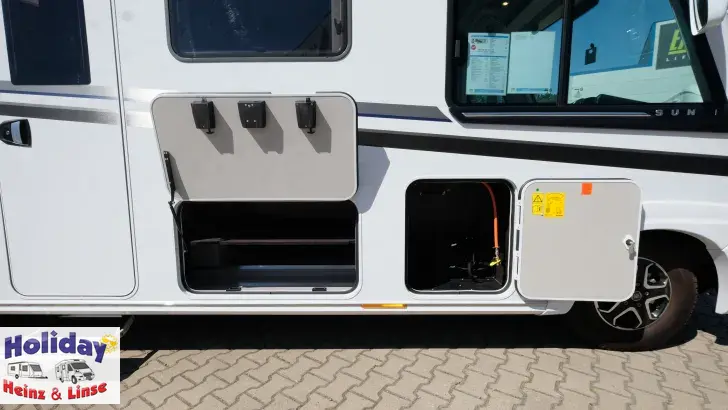 Fahrzeugbild Knaus Sun I 900 LEG 180 PS Automatik #14
