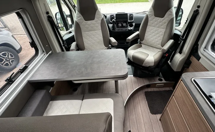 Fahrzeugbild Knaus BoxLife 600 MQ Platinum Selection Mietfahrzeug Verfügbar 11 2026 #7