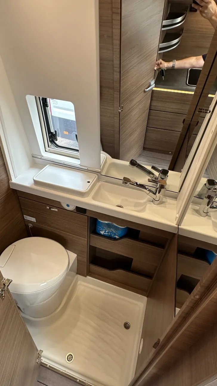Fahrzeugbild Knaus BoxLife 600 MQ Platinum Selection Mietfahrzeug Verfügbar 11 2026 #21