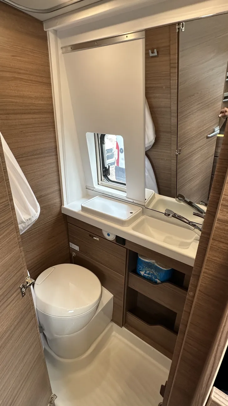 Fahrzeugbild Knaus BoxLife 600 MQ Platinum Selection Mietfahrzeug Verfügbar 11 2026 #23
