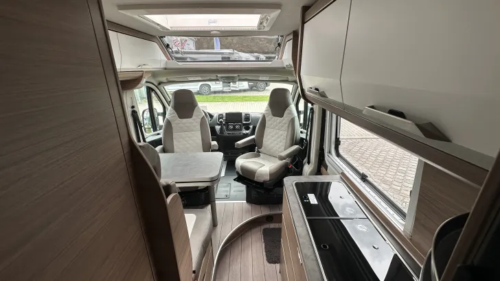 Fahrzeugbild Knaus BoxLife 600 MQ Platinum Selection Mietfahrzeug Verfügbar 11 2026 #8