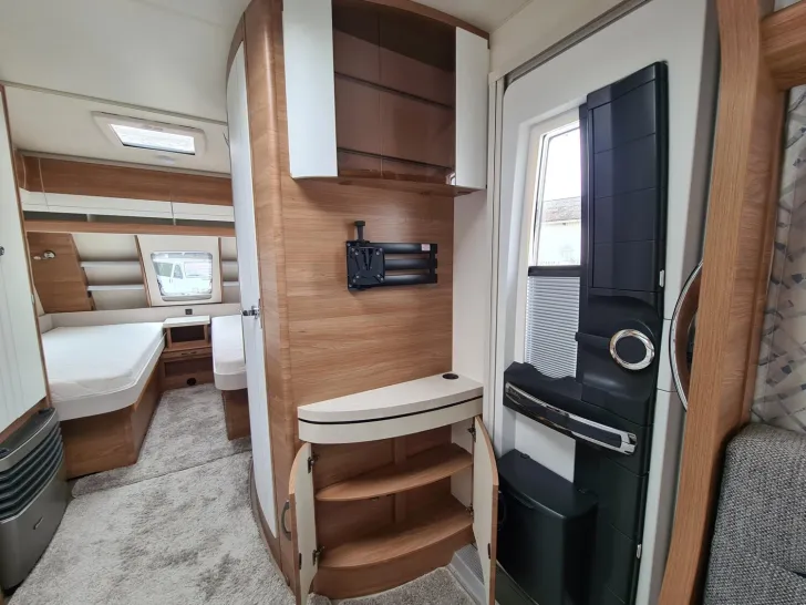 Fahrzeugbild Hobby De Luxe 540 UL *Fußbodenerwärmung*Mover*Markise* #25