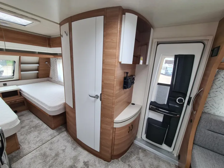 Fahrzeugbild Hobby De Luxe 540 UL *Fußbodenerwärmung*Mover*Markise* #33
