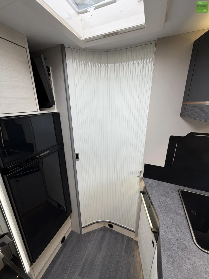 Fahrzeugbild Challenger Graphite 260 Premium Arctic LithiumTV Gastankfl. #18