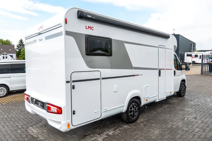 Fahrzeugbild LMC Tracer 730 EL *Mj.26*Hubbett*Einzelb.*FIAT #4