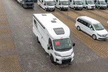Fahrzeugbild LMC Tracer 730 EL *Mj.26*Hubbett*Einzelb.*FIAT #5