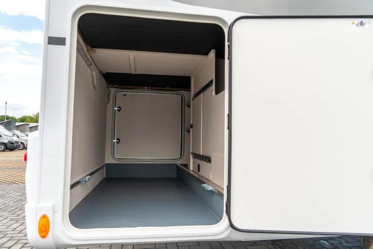 Fahrzeugbild LMC Tracer 730 EL *Mj.26*Hubbett*Einzelb.*FIAT #6