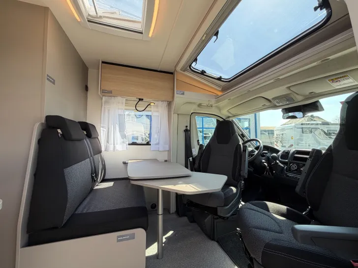 Fahrzeugbild LMC Tracer Van V670 Fiat - Sicherheits + Winterpaket #15