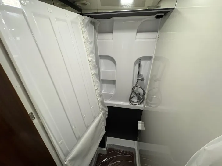 Fahrzeugbild Mobilvetta VAN ADMIRAL K 5.1, SAT, TV, AHK, SOLAR, ..... #25