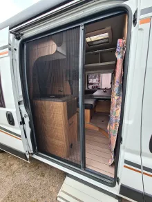 Grundriss Nacht Weinsberg CaraBus EDITION FIRE 600 MQ Sehr gepflegt