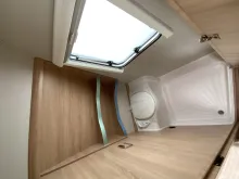 Fahrzeugbild Knaus Südwind 540 FDK Black Selection Garagenklappe rechts + links #6