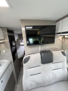 Fahrzeugbild Chausson Road Line V697 Premium *160PS*Automatik*AHK*RFK* #11