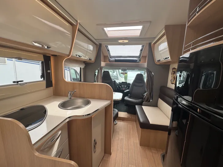 Fahrzeugbild Forster T 649 SB Hubstützenanlage #15