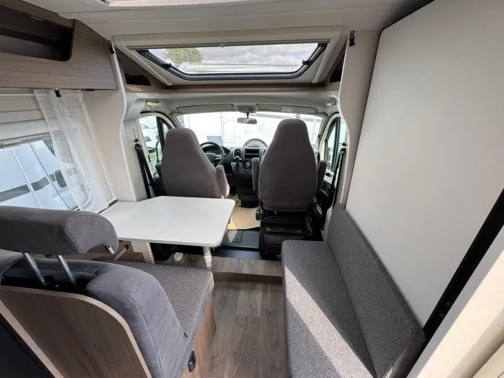 Fahrzeugbild Carado V 347 Pro + / LTE Paket inkl. TV / Automatik #6