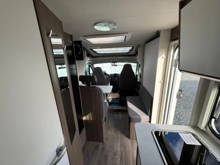 Fahrzeugbild Carado V 347 Pro + / LTE Paket inkl. TV / Automatik #12