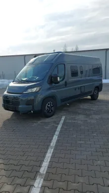 Fahrzeugbild Carado pro CV 602 Längsbetten / Rahmenfenster / PRO #4