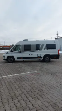 Fahrzeugbild Carado pro CV 640 pro / Fahrradträger / Längsbetten #7