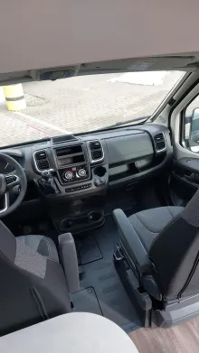 Fahrzeugbild Carado pro CV 640 pro / Fahrradträger / Längsbetten #10