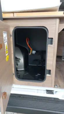 Fahrzeugbild Carado pro CV 640 pro / Fahrradträger / Längsbetten #20