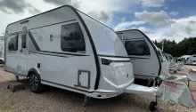 Fahrzeugbild Knaus Südwind 450 FU Black Selection Duschausbau #1