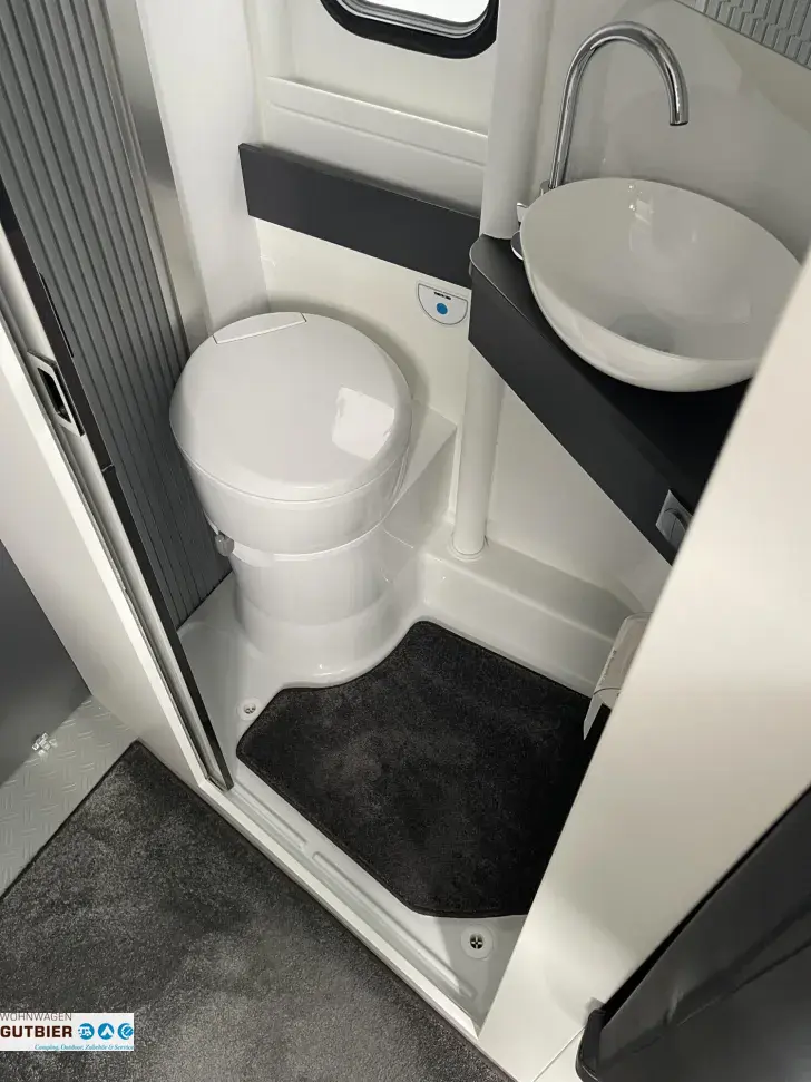 Fahrzeugbild Adria Twin Supreme 640 SGX #14