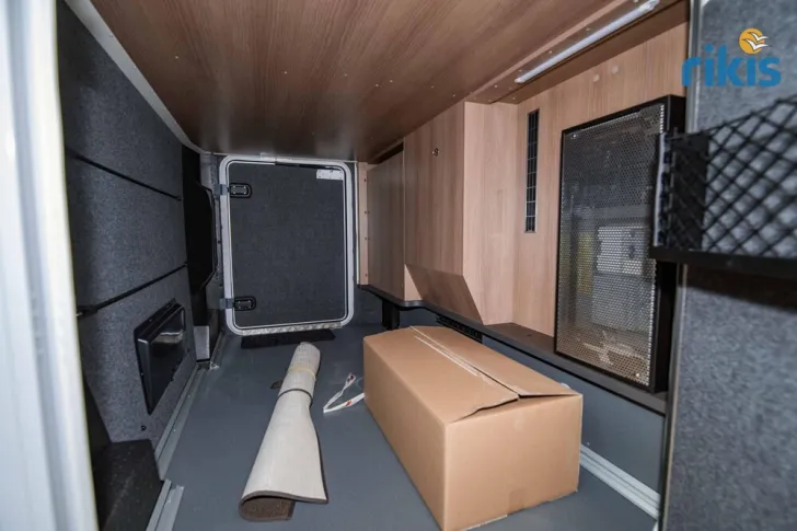 Fahrzeugbild Carthago C1-tourer T 143 KB LE #8