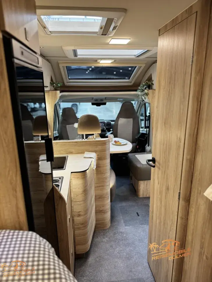 Fahrzeugbild Eura Mobil Profila T 696EB #19