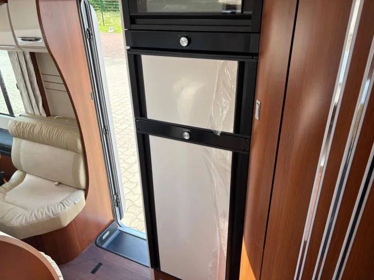 Fahrzeugbild Carthago chic c-line superior I 4.9 LE L UVP: 172.995,- E #14