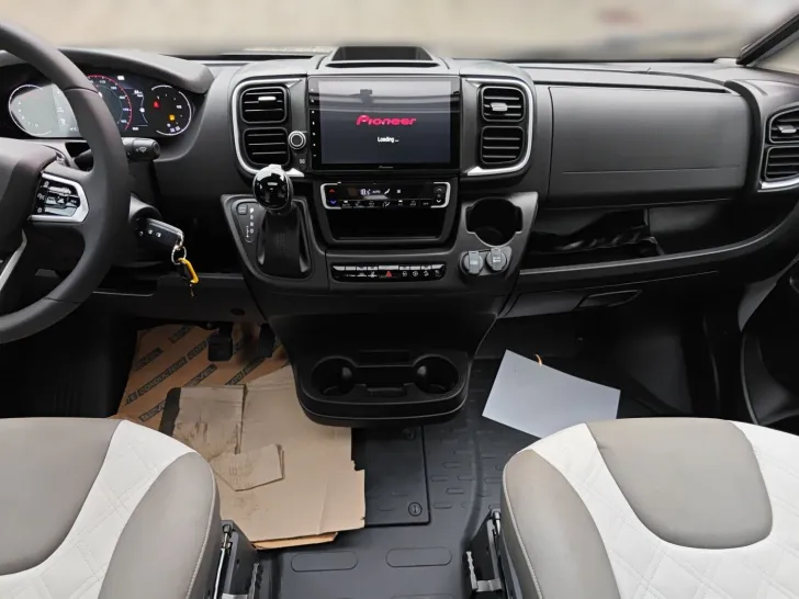 Fahrzeugbild Knaus L!VE TI PLATINUM SELECTION 650 MEG #9