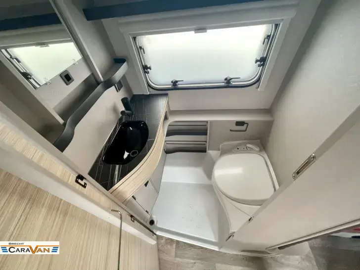Fahrzeugbild Hymer Eriba Touring 430 Tango Red Edition #7