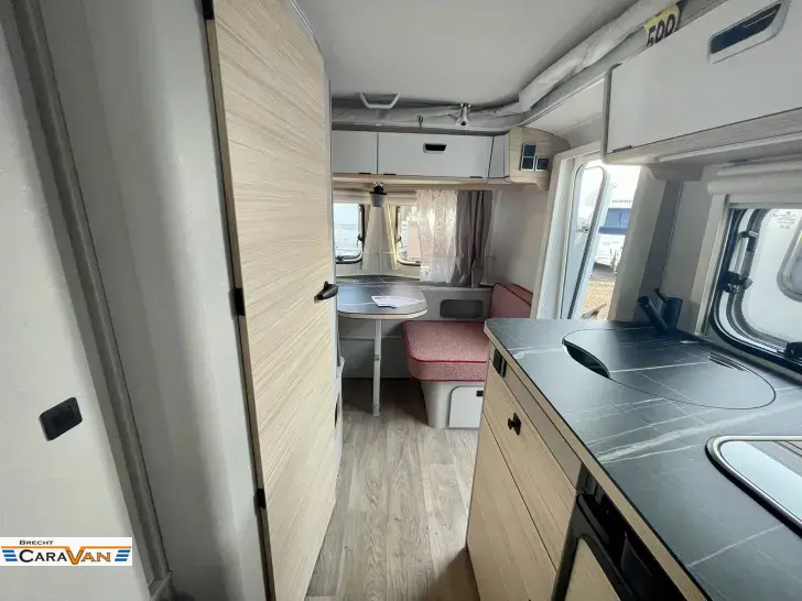 Fahrzeugbild Hymer Eriba Touring 430 Tango Red Edition #9