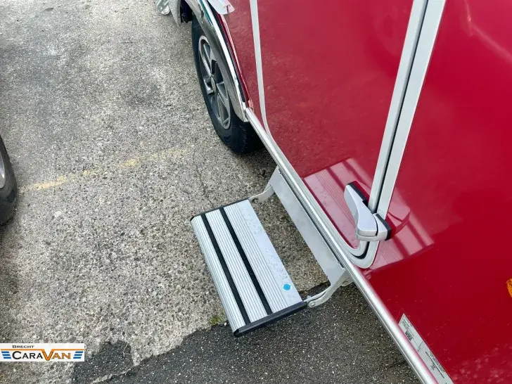 Fahrzeugbild Hymer Eriba Touring 430 Tango Red Edition #17