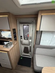 Fahrzeugbild Knaus Sport 460 EU Einzelbetten 1600kg Fahrradträger #14
