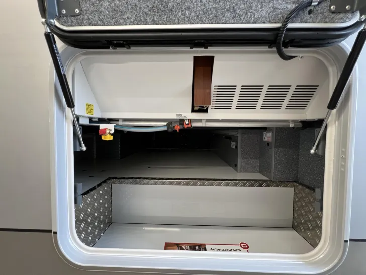 Fahrzeugbild Carthago liner-for-two I 53 L Iveco (320) #43