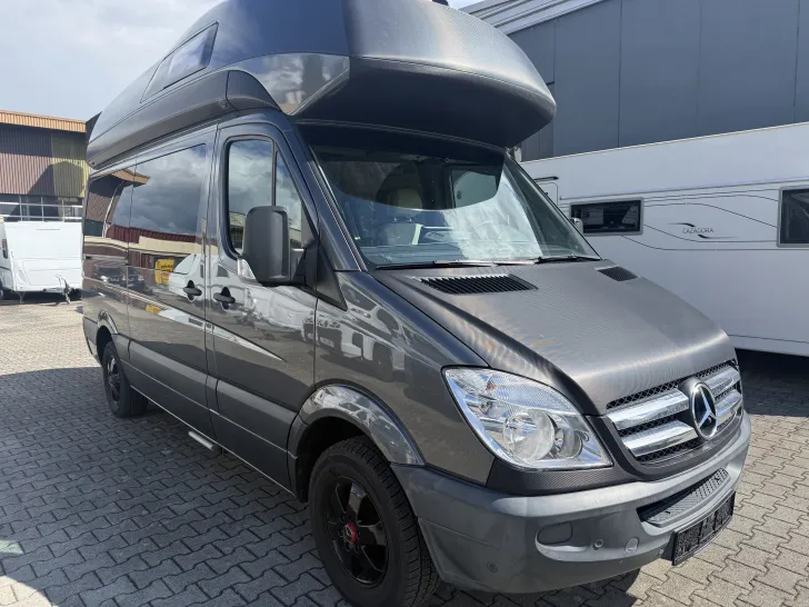 Fahrzeugbild Mercedes-Benz James Cook 600 D #2