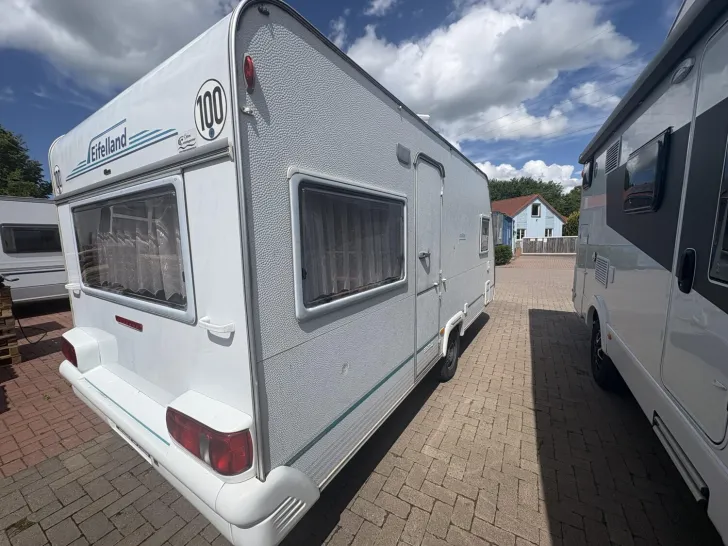 Fahrzeugbild Eifelland Holiday 460 *Gepflegter Wohnwagen zum Top Preis* #3