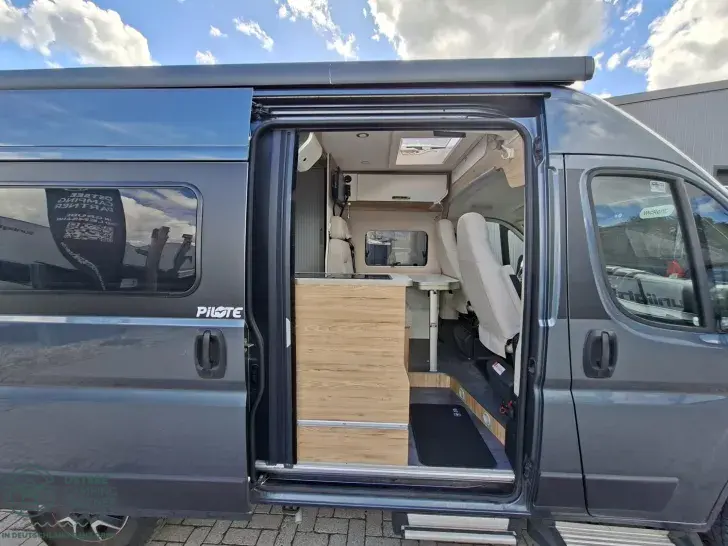 Fahrzeugbild Pilote Foxy Van V 540 #8